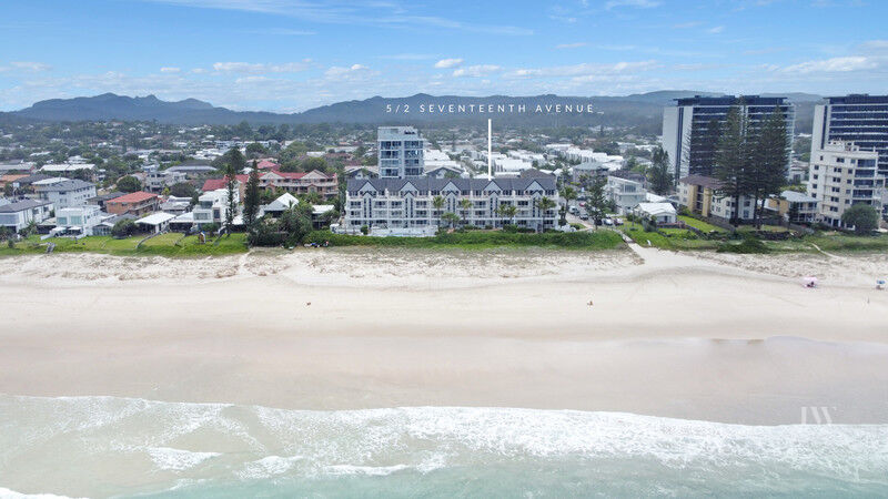 5 / 2 Seventeenth Avenue, Palm Beach Qld 4221