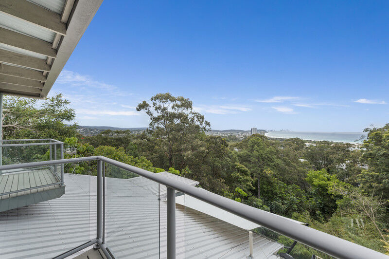 15 Ocean Grove, Currumbin Qld 4223