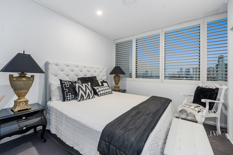 802 / 6 Tarcoola Crescent, Surfers Paradise Qld 4217