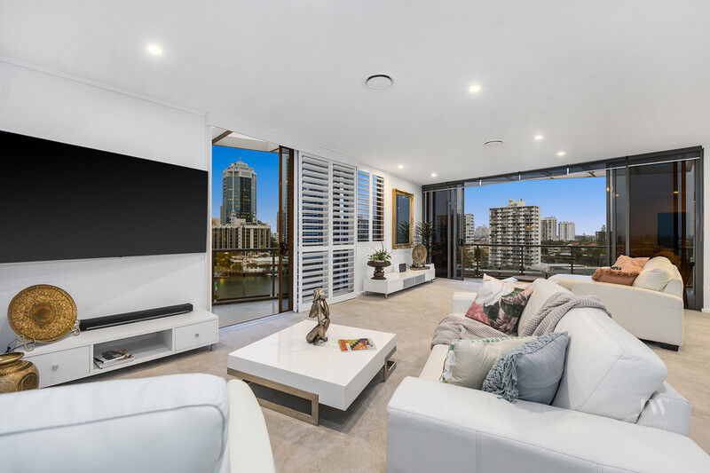 802 / 6 Tarcoola Crescent, Surfers Paradise Qld 4217