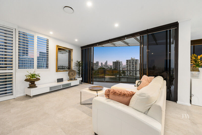 802 / 6 Tarcoola Crescent, Surfers Paradise Qld 4217