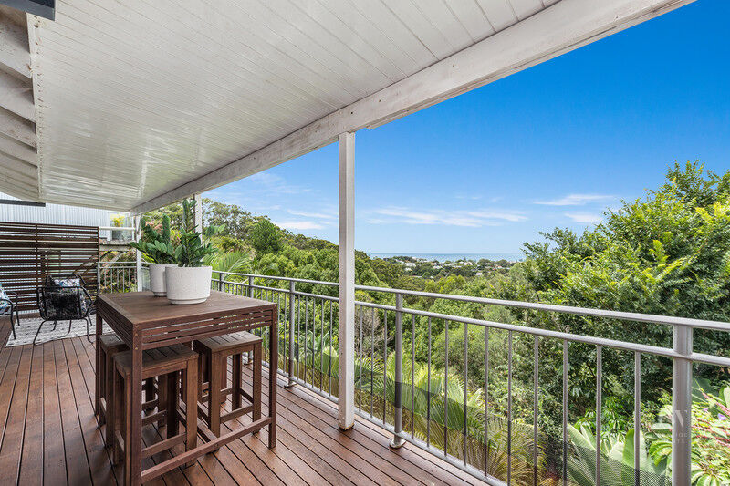 63 Crest Drive, Currumbin Qld 4223