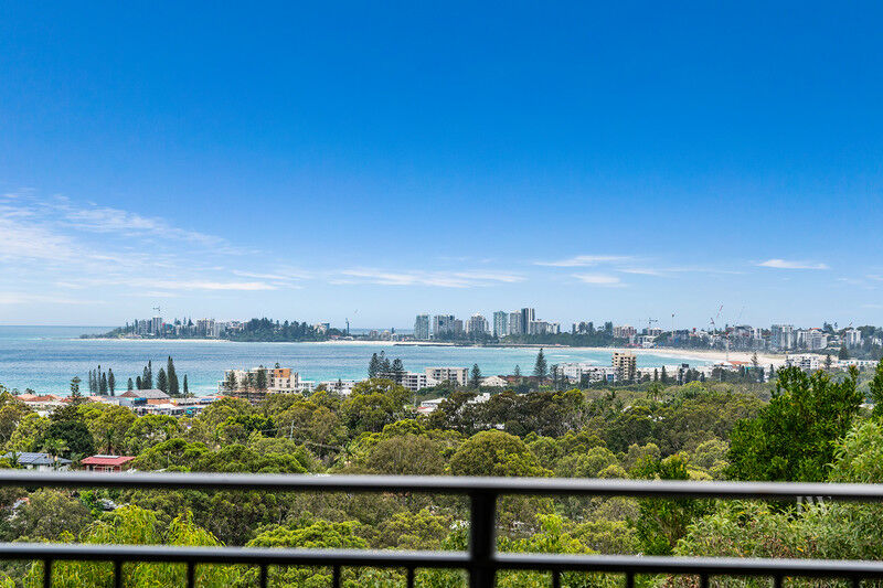 63 Crest Drive, Currumbin Qld 4223