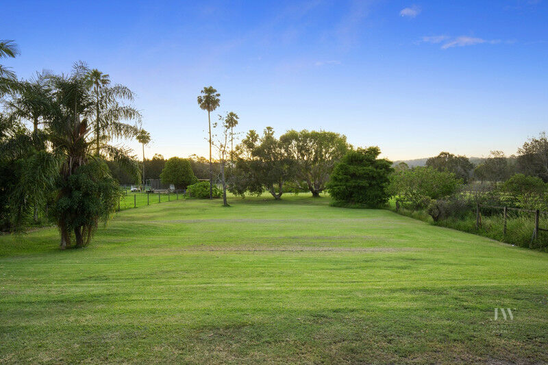 39 Larch Street, Tallebudgera Qld 4228