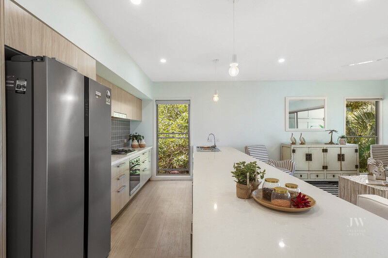 5 Currumbin Chase, Currumbin Qld 4223