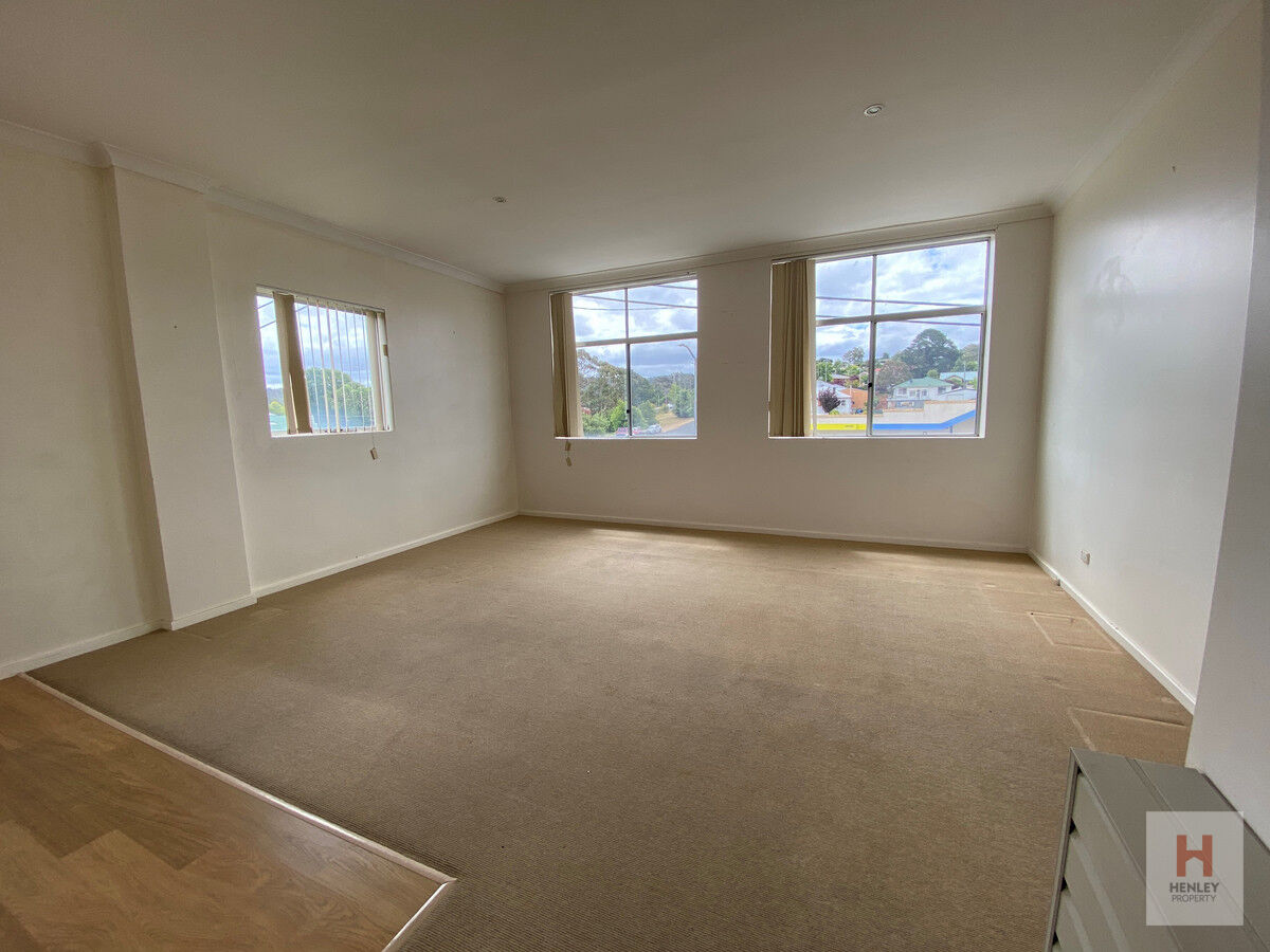 Light Filled Unit in CBD of Cooma Henley Property Sales